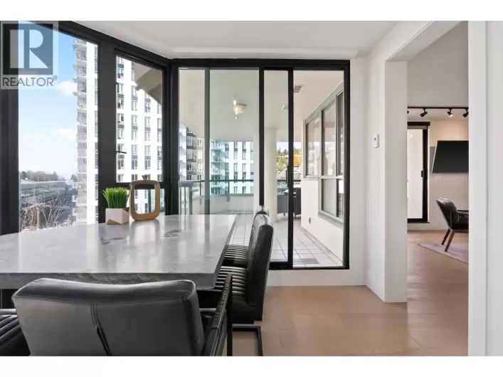 6D 328 TAYLOR WAY, West Vancouver