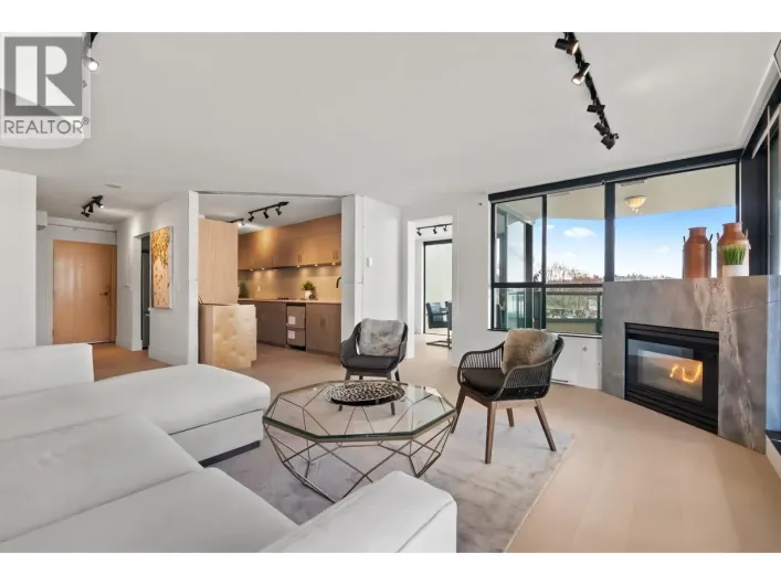 6D 328 TAYLOR WAY, West Vancouver