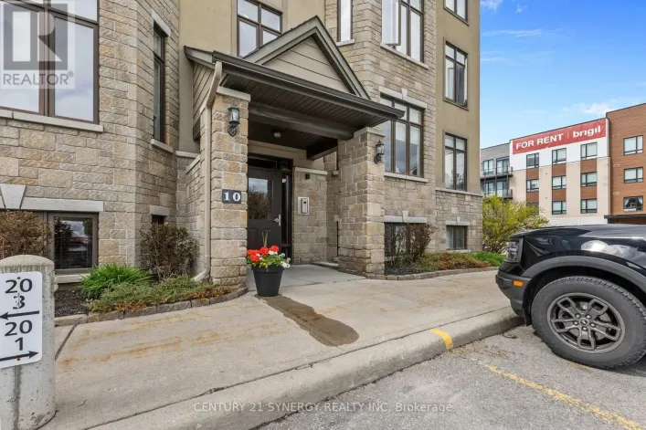 7 - 10 PRESTIGE CIRCLE, Ottawa