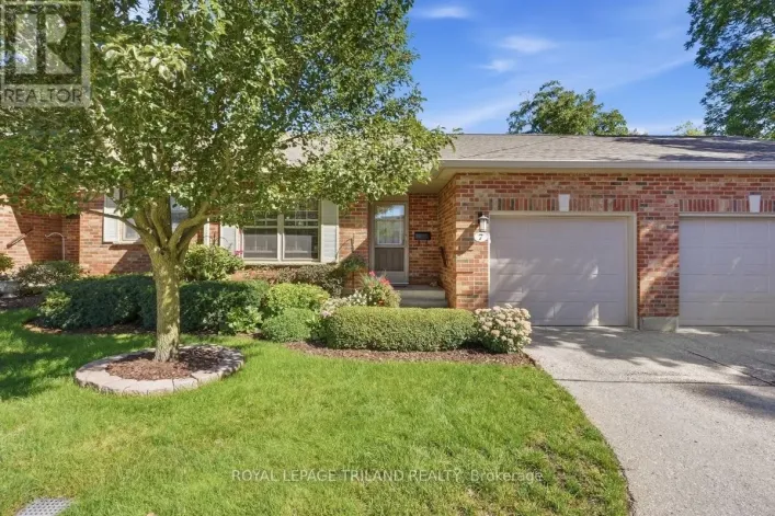 7 - 1337 COMMISSIONERS ROAD W, London South