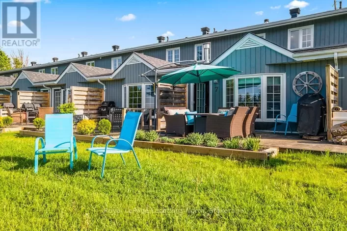 7 - 139 LAKESHORE ROAD E, Blue Mountains