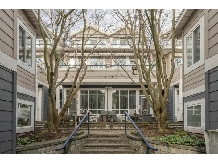 7 15161 PROSPECT AVENUE, White Rock