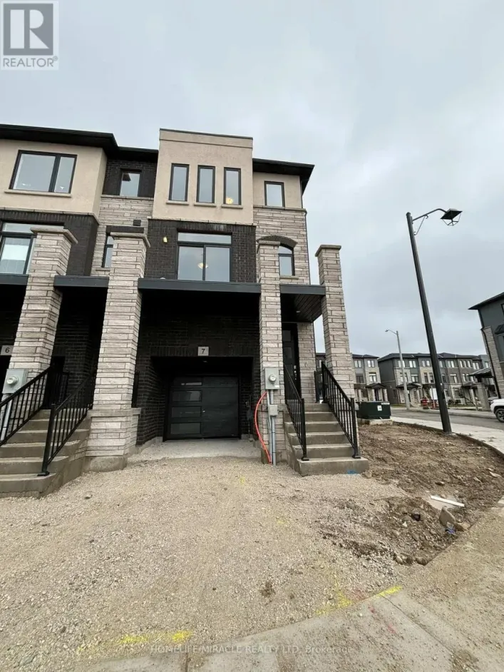 7 - 155 EQUESTRIAN WAY, Cambridge