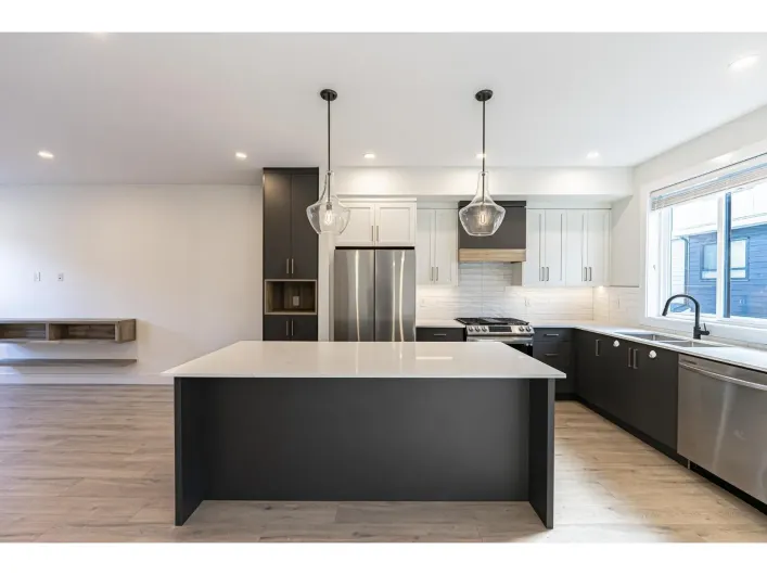 7 16358 23A AVENUE, Surrey