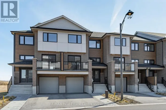 7 - 182 BRIDGE CRESCENT, Minto