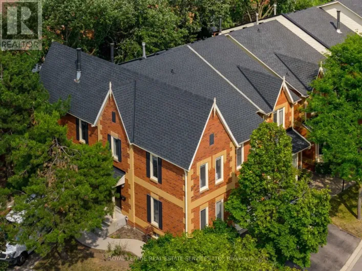 7 - 2006 GLENADA CRESCENT, Oakville