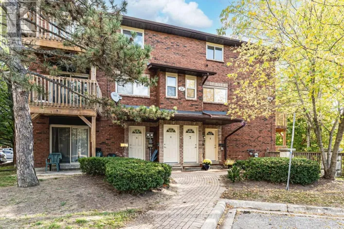 7 - 21 EVERGREEN COURT, Barrie