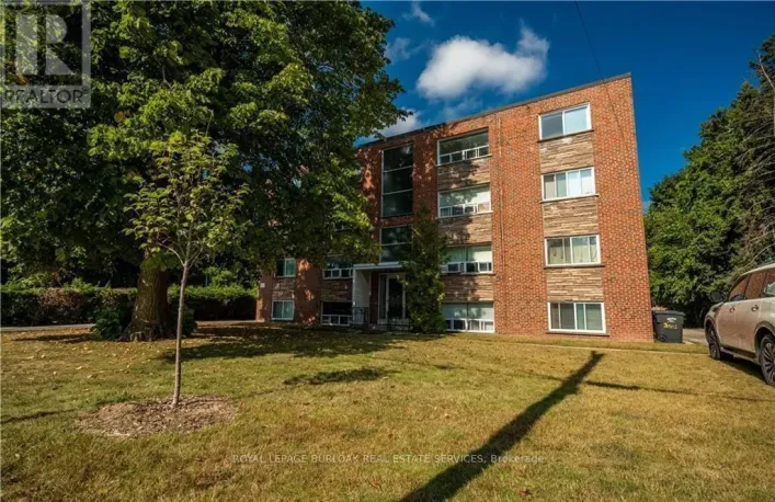7 - 2161 GHENT AVENUE, Burlington