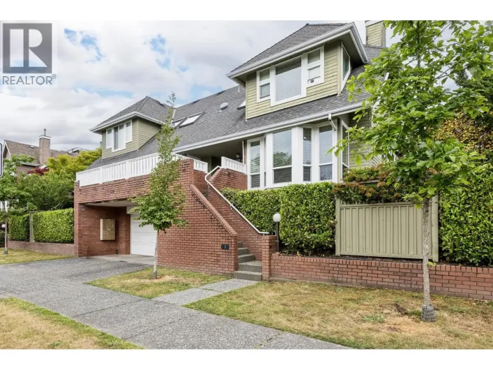 7 240 E KEITH ROAD, North Vancouver
