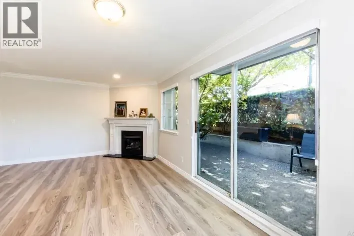 7 249 E 4TH STREET, North Vancouver