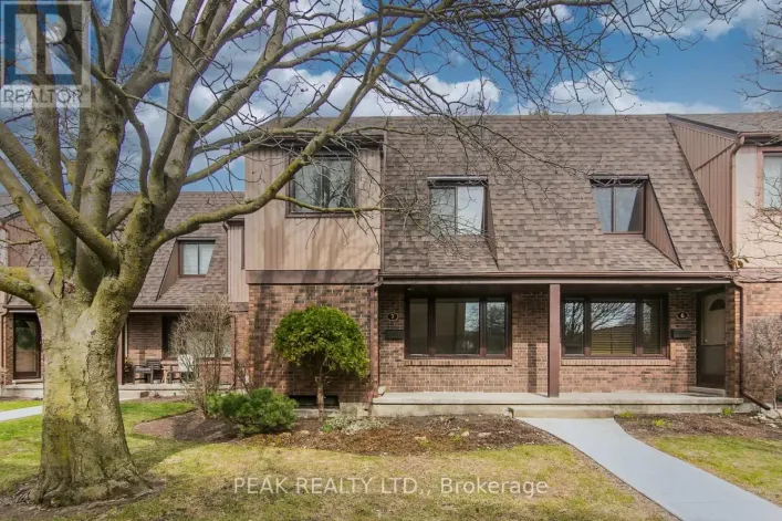 7 - 279 SANDOWNE DRIVE, Waterloo