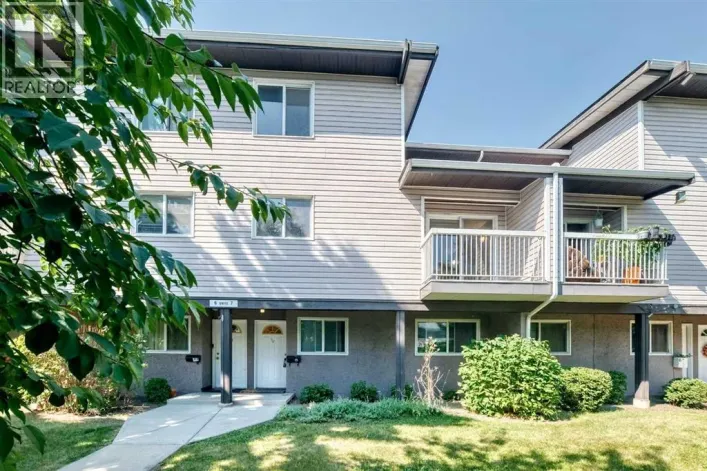 7, 3800 Fonda Way SE, Calgary