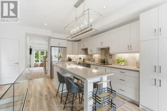 7 - 383 DUNDAS STREET E, Hamilton