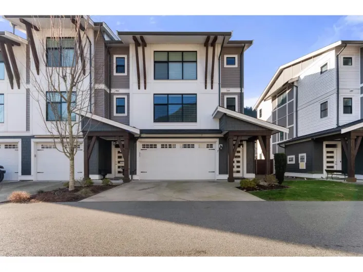 7 386 PINE AVENUE|Harrison Hot Springs, Harrison Hot Springs