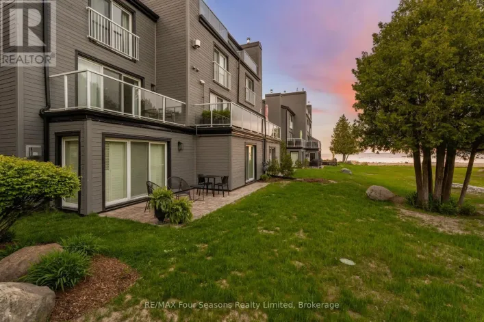 7 - 44 TROTT BOULEVARD, Collingwood