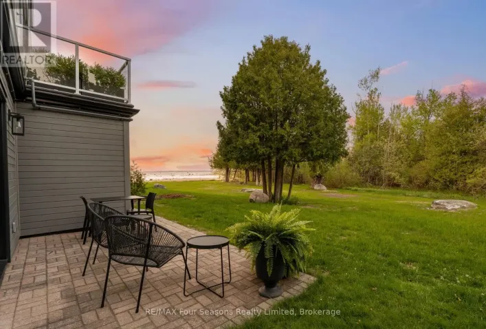 7 - 44 TROTT BOULEVARD, Collingwood