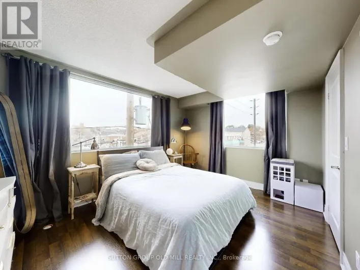 7 - 473 B ROGERS ROAD, Toronto