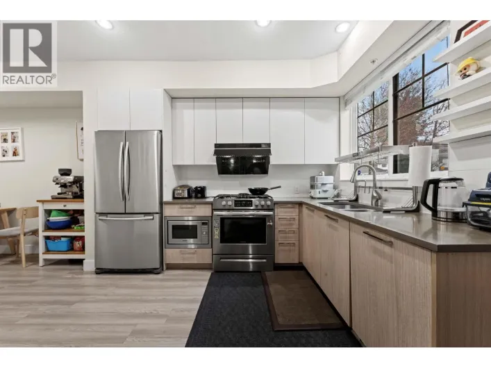 7 5132 CANADA WAY, Burnaby