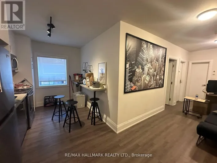 7 - 595 ST CLAIR AVENUE W, Toronto