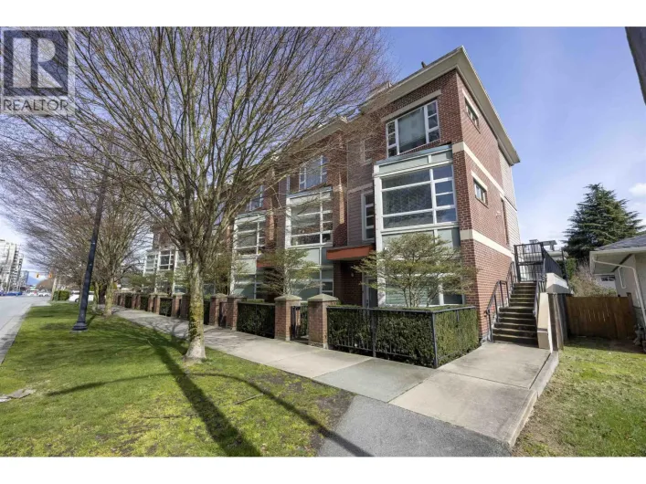 7 6600 COONEY ROAD, Richmond