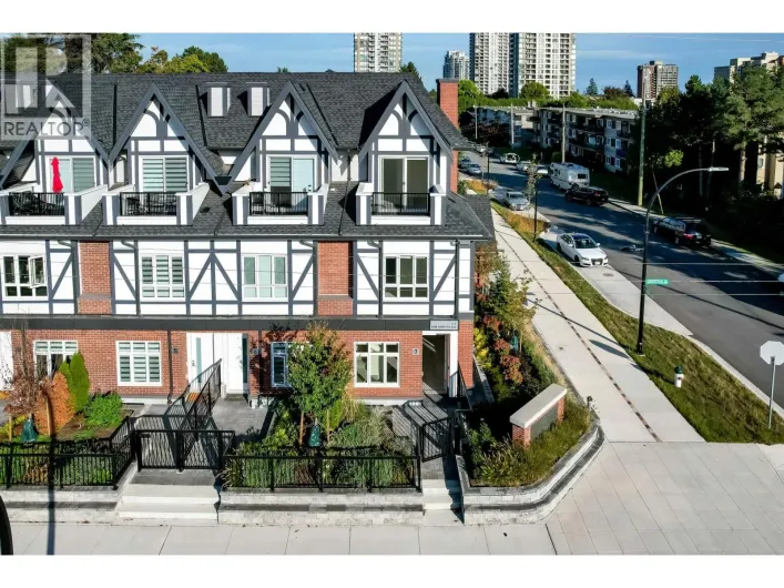 7 6988 GRIFFITHS AVENUE, Burnaby