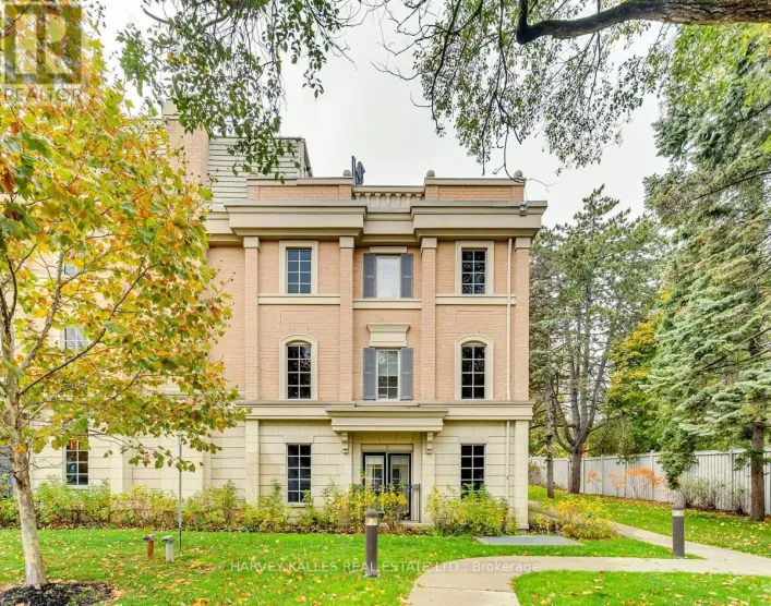 7 - 70 HARGRAVE LANE, Toronto