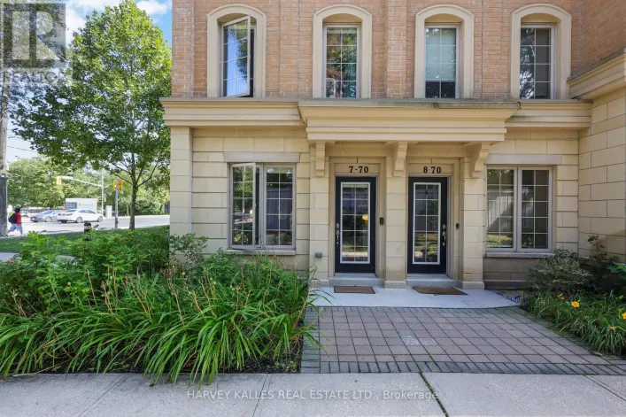 7 - 70 HARGRAVE LANE, Toronto
