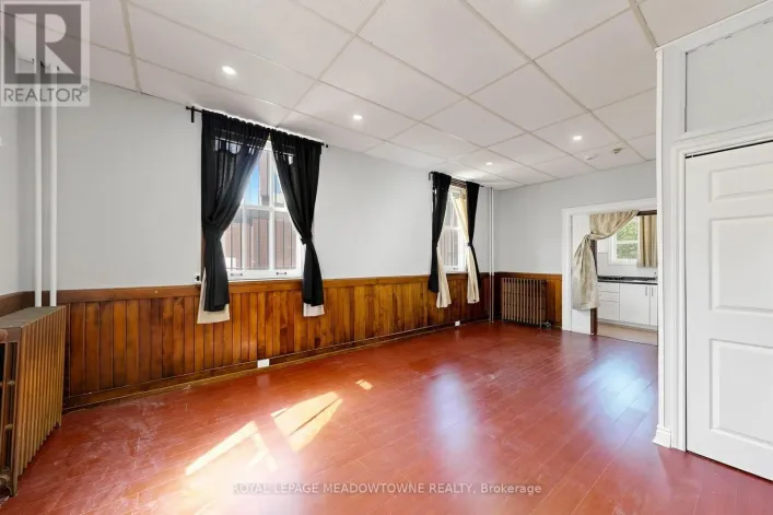 7 - 70 MILL STREET, Halton Hills