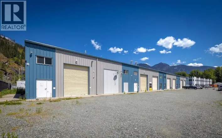 7 7341 INDUSTRIAL WAY, Pemberton