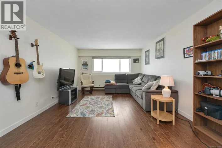 7 848 ESQUIMALT Rd, Esquimalt