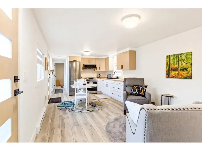 7 8953 SHOOK ROAD, Mission