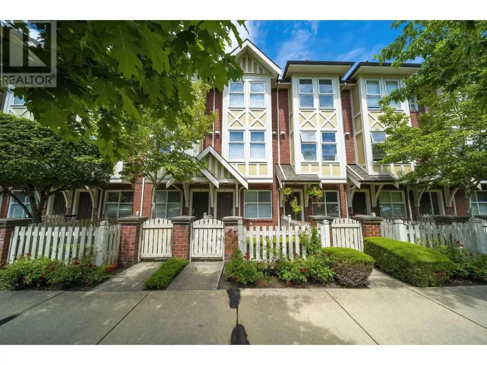 7 9333 FERNDALE ROAD, Richmond