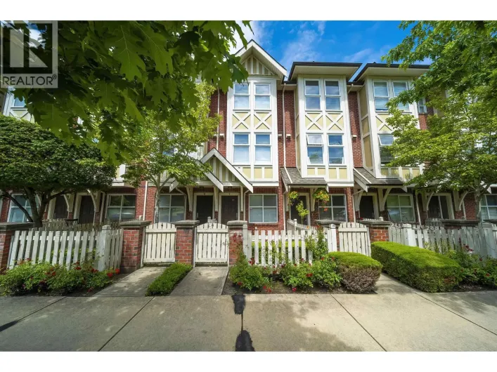 7 9333 FERNDALE ROAD, Richmond