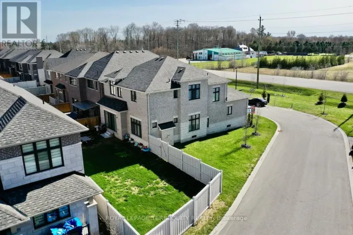 7 BALLANVIEW COURT, Whitchurch-Stouffville
