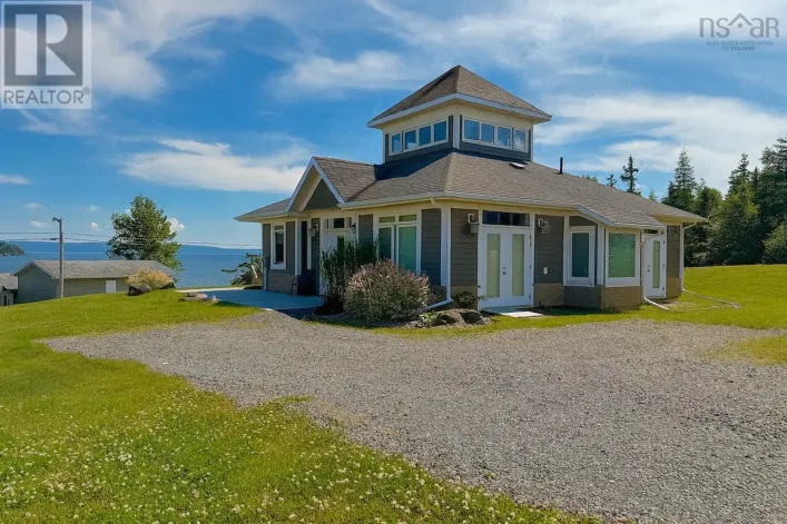 7 Bell Bay Way, Baddeck