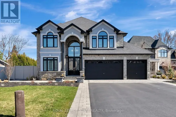 7 BERNINI COURT, Hamilton