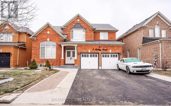 7 BETTEY ROAD, Brampton