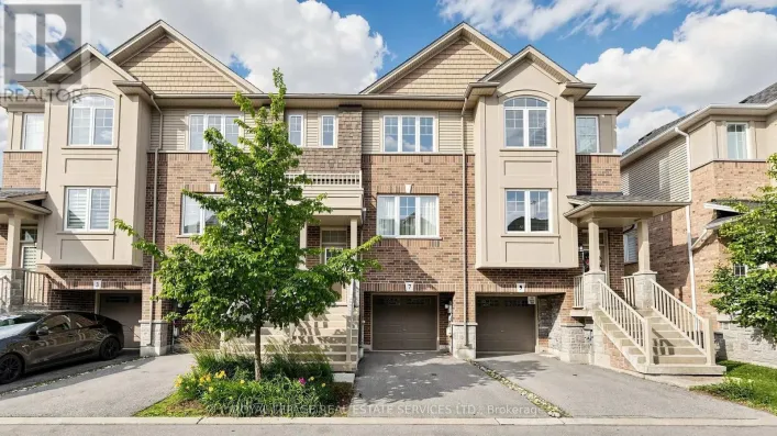 7 BIROT LANE, Hamilton