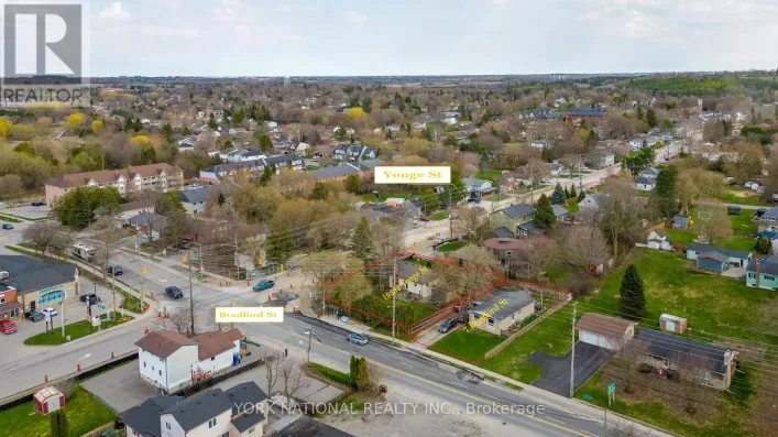 7 BRADFORD STREET, East Gwillimbury