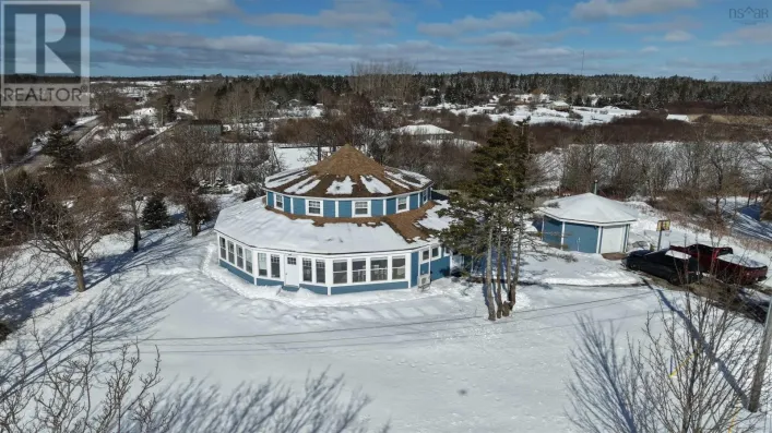 7 Candy Lane, Hebron