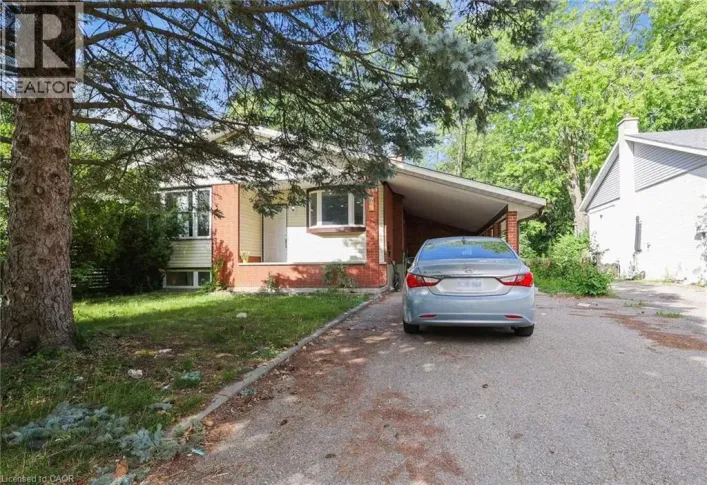 7 CARDILL Crescent, Waterloo