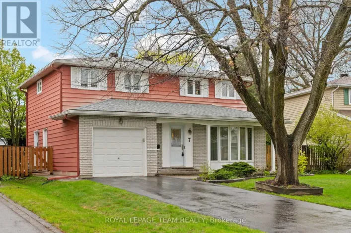 7 CENTREPARK DRIVE, Ottawa