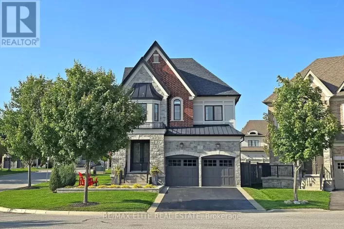 7 COLYTON COURT, Aurora