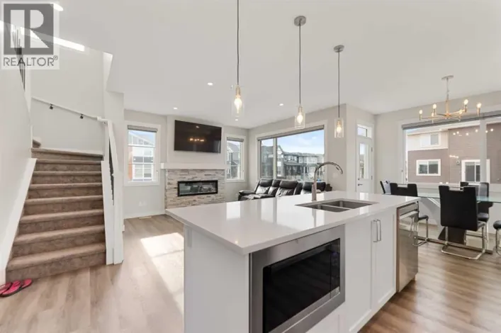 7 Corner Glen Common NE, Calgary