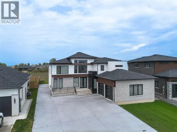 7 CYPRESS POINTE, Leamington