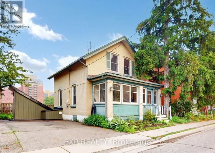 7 DAVID STREET, Brampton