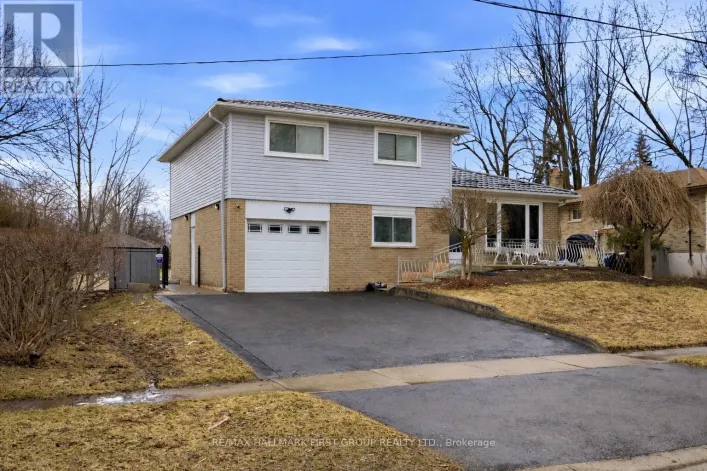 7 DAWSON CRESCENT, Halton Hills