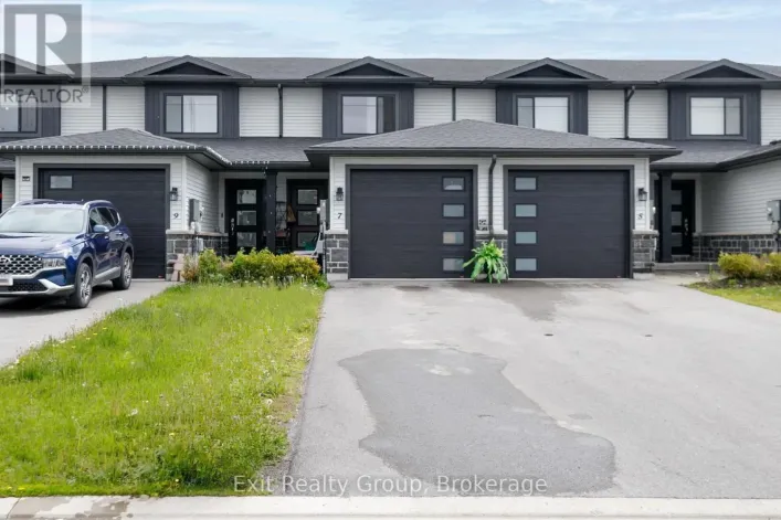 7 DEWAL PLACE, Belleville