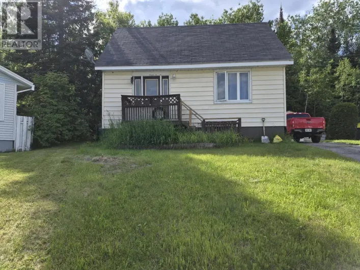 7 Essa Place, Manitouwadge