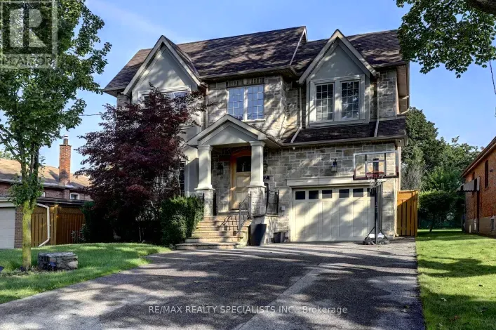 House for rent: 7 FAIRLIN DRIVE, Toronto
